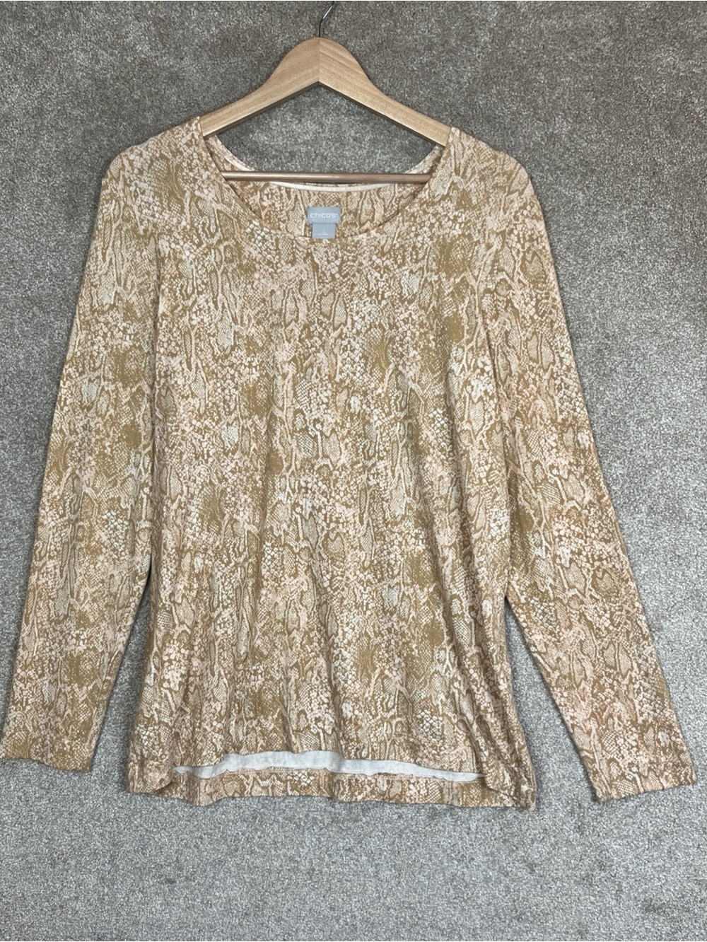 Chico's Shirt Womens 2 Snake Print Long Sleeve Pullover Stretch Scoop Neck-5301